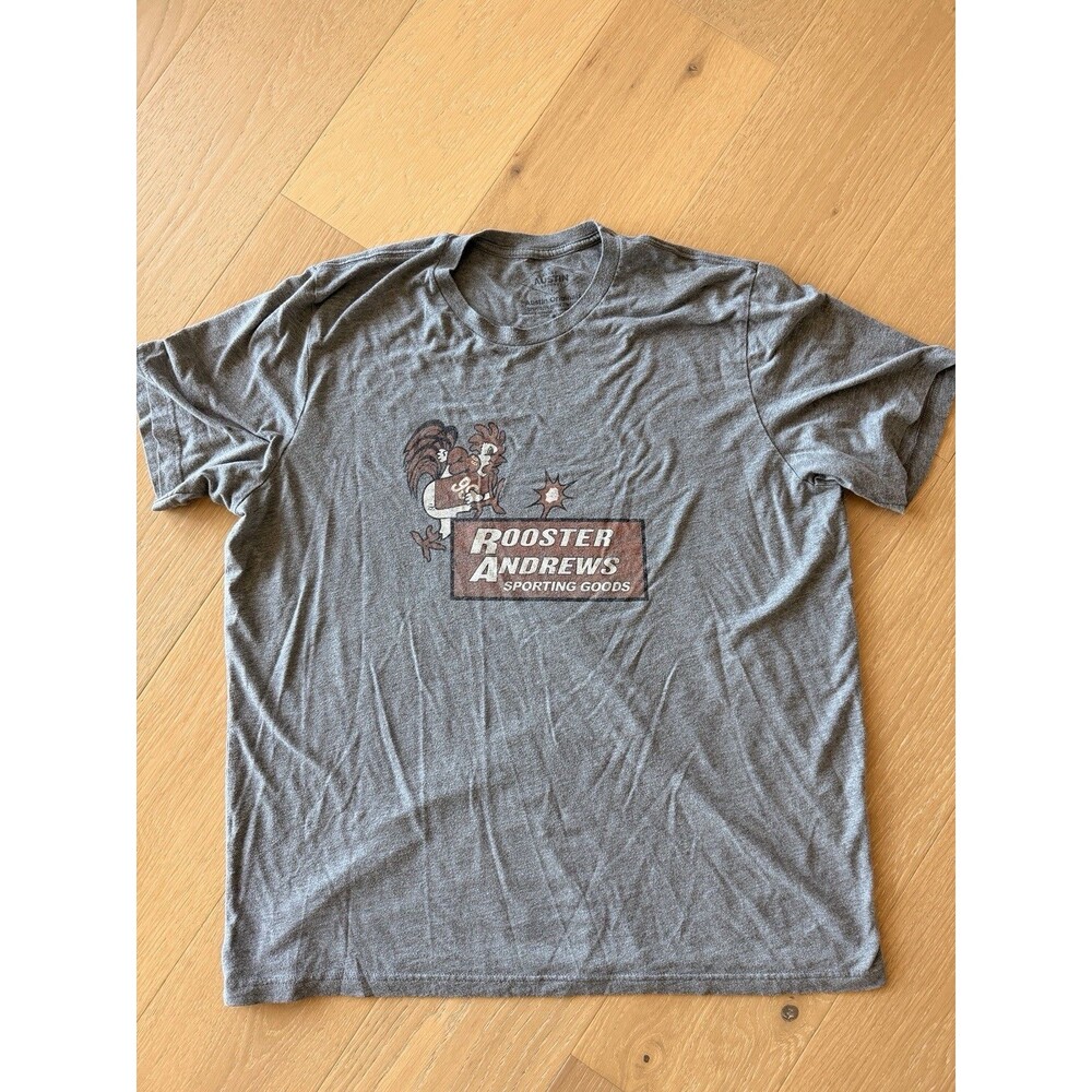 Rooster Andrews Sporting Goods Gray Short Sleeve T-Shirt Vintage Austin TX